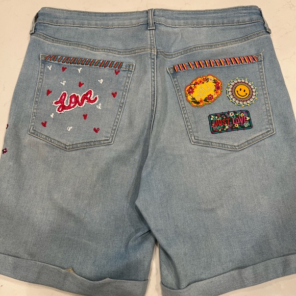 Old Navy Embroidered Light Blue Jean Shorts - Picture 6 of 14